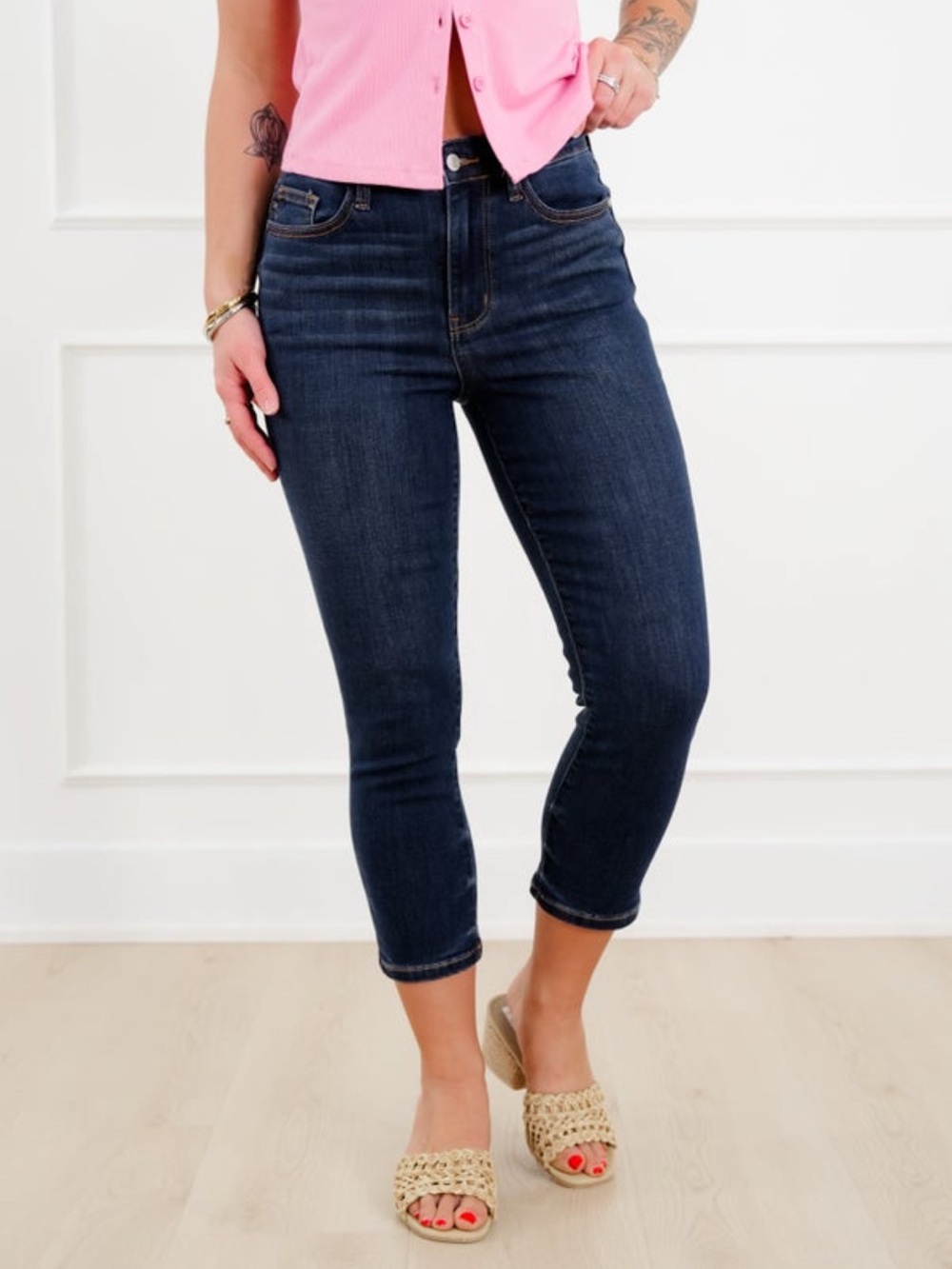 NWT Judy Blue High Rise Dark Wash Cuffed Capri Jeans 5/27